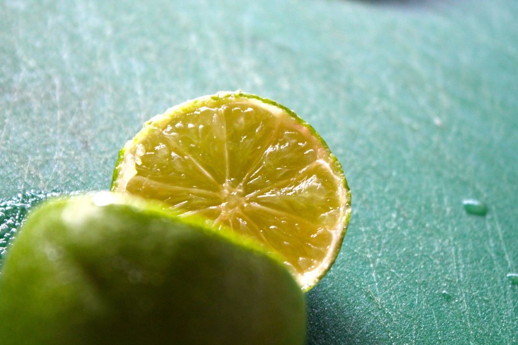 3 formas de evitar que el guacamole se dore