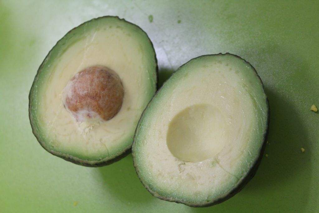 Cum să tai un avocado