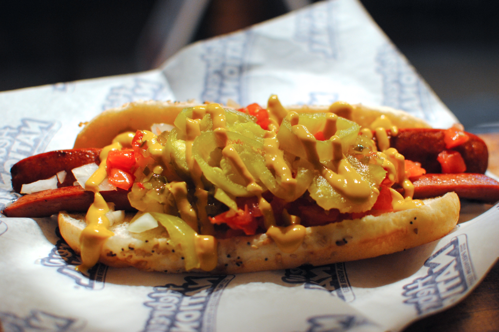 Hot Dog in stile Chicago