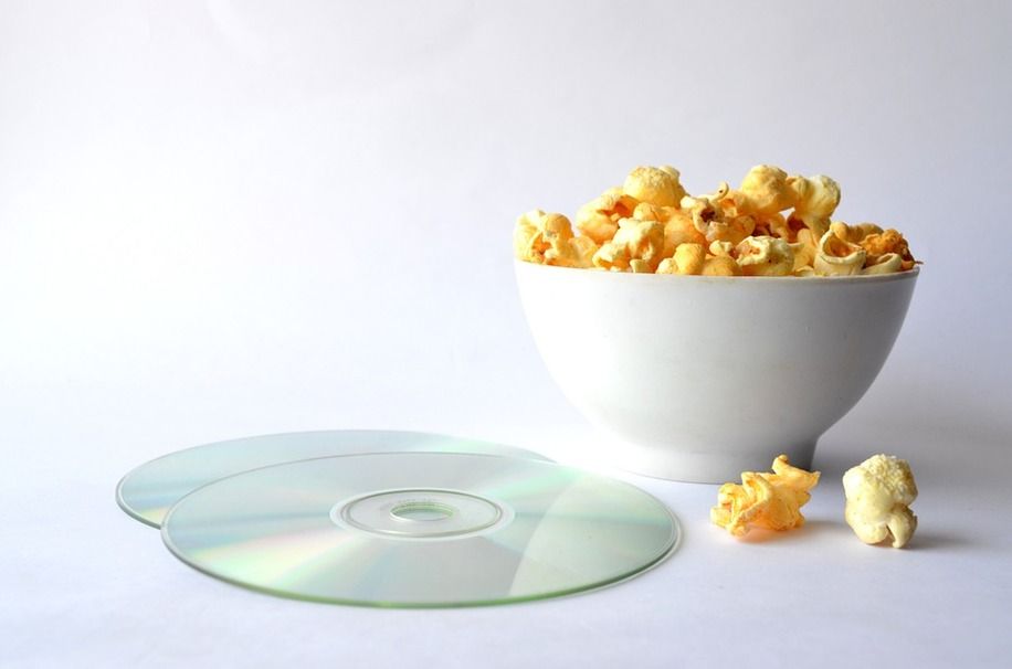 10 lanches saudáveis ​​para comer durante um filme