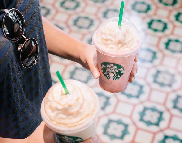 15 parimat Starbucksi salamenüü Frappuccinot ja kuidas neid tellida