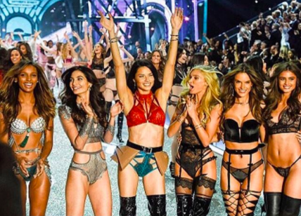 Защо модното шоу на Victoria's Secret не е лошо за жените