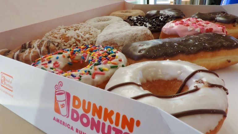10 geriausių „Dunkin 'Donuts“ spurgų, įvertinta