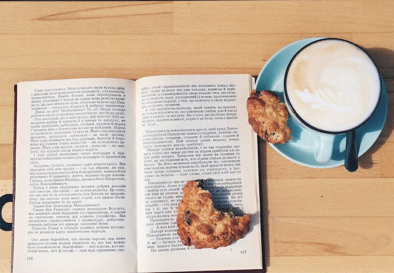 Οι καλύτερες καφετέριες της Νέας Υόρκης για να μελετήσετε όταν είστε άρρωστοι της βιβλιοθήκης
