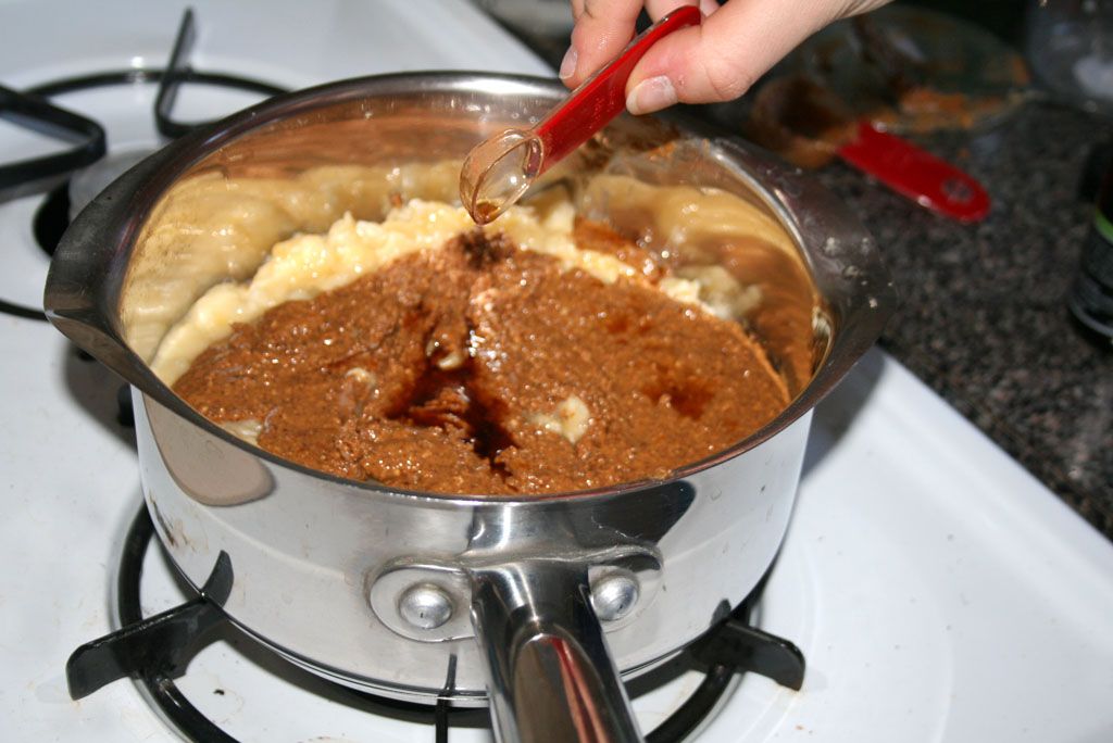Батончики из мюсли с арахисовым маслом домашнего приготовления