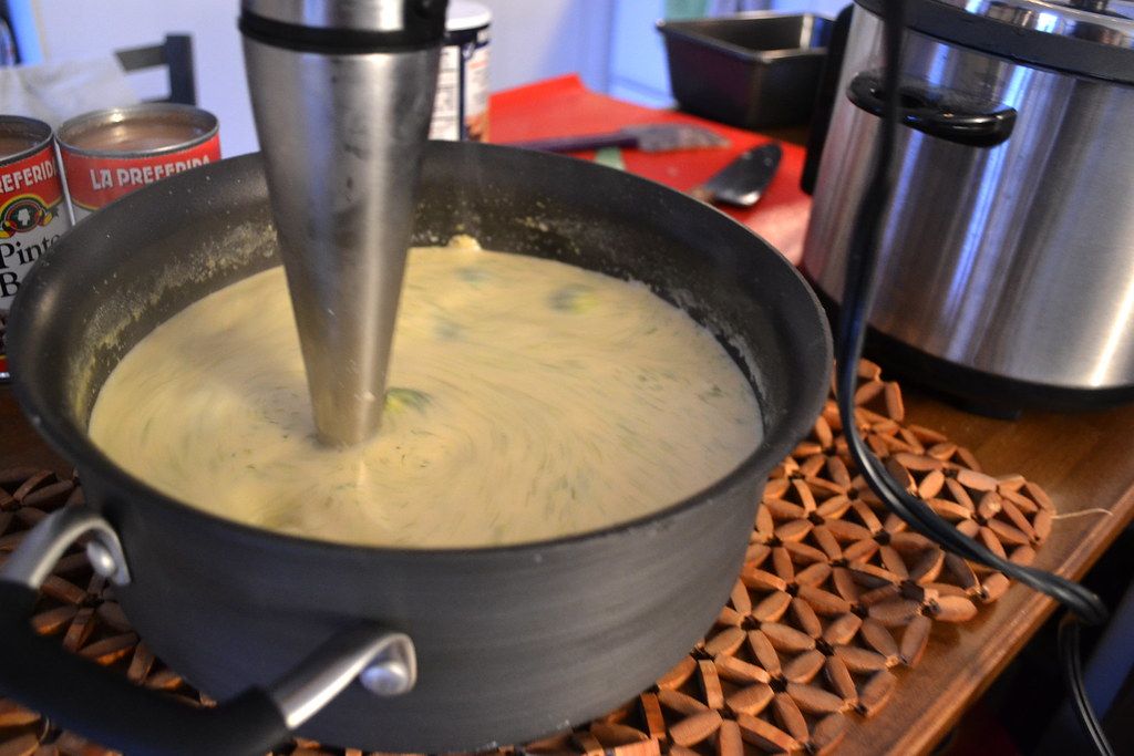 Париза Сорая - супа от чедър от броколи
